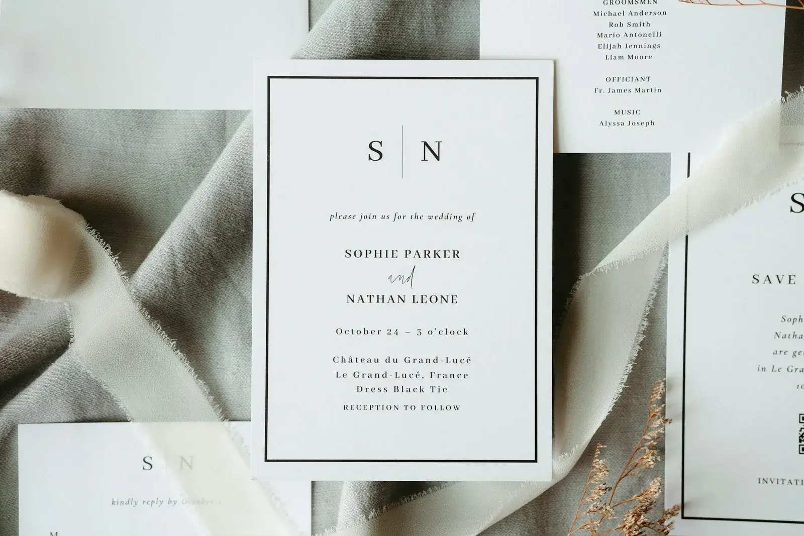 Digital wedding invitation with QR code and RSVP: how it works