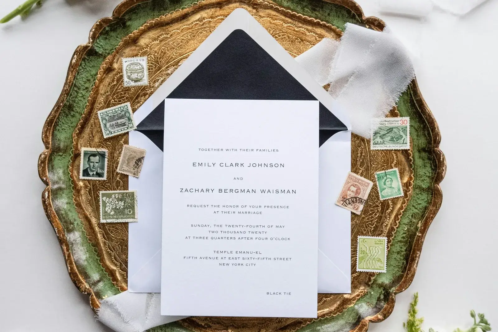Wedding RSVP online: replies, menu choices and guest questions